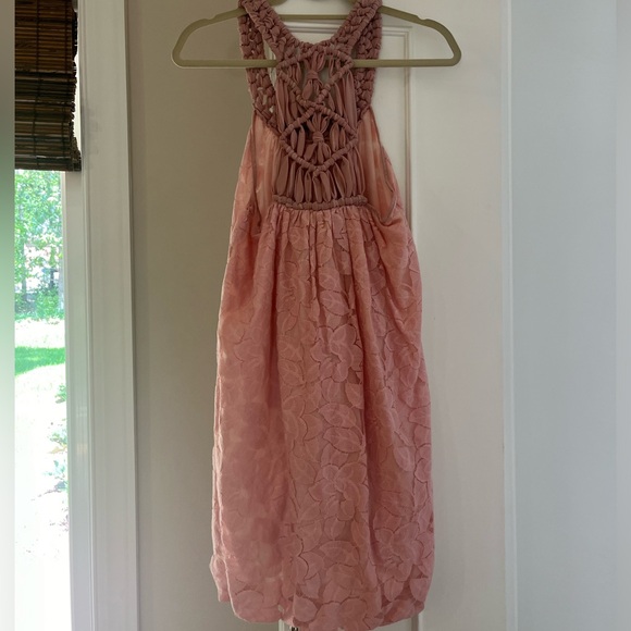 Pink Lace Ryu Dress Size Medium - Picture 7 of 7